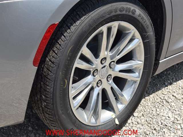 Chrysler 300 2017 photo 7